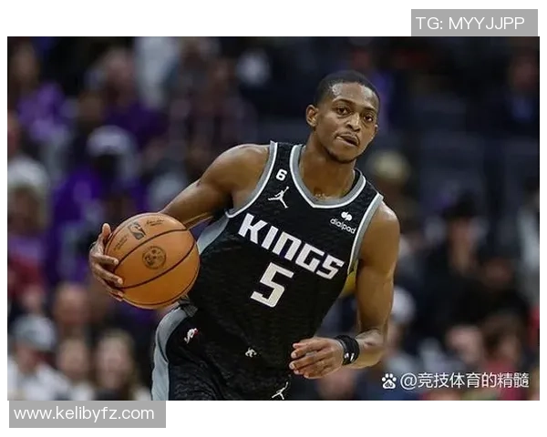 亚历山大单场50分零罚球助雷霆逆袭卫冕冠军展现超强实力