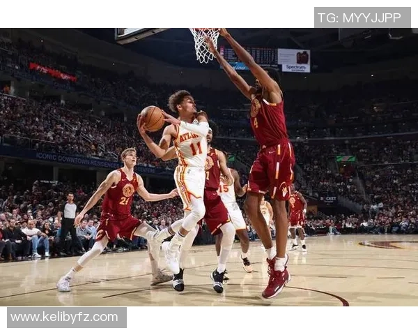 吉米巴特勒领衔热火队奋战季后赛展现超强竞争力与团队精神