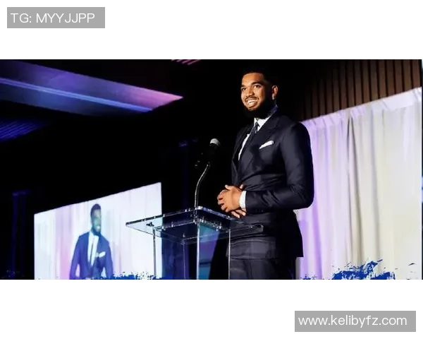 卡尔安东尼唐斯如何在NBA赛场上展现全能篮球天赋与领导力