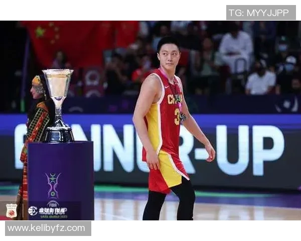 胡明轩的篮球之路：从青涩少年到CBA明星的成长故事与奋斗历程