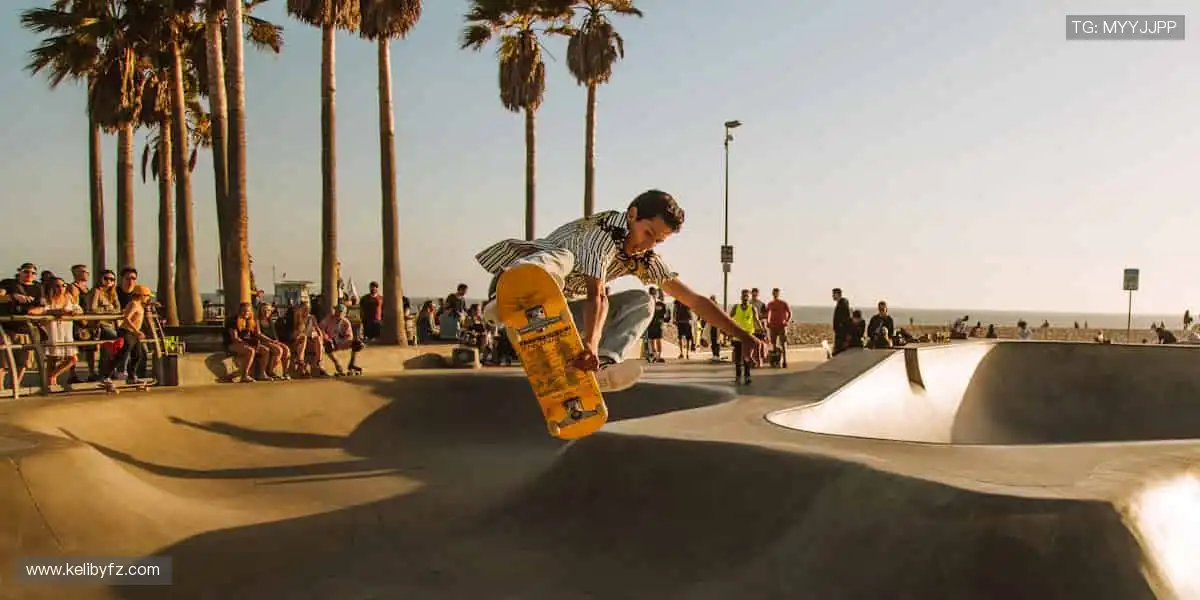 🏆冠军同款，与偶像共享荣耀时刻！